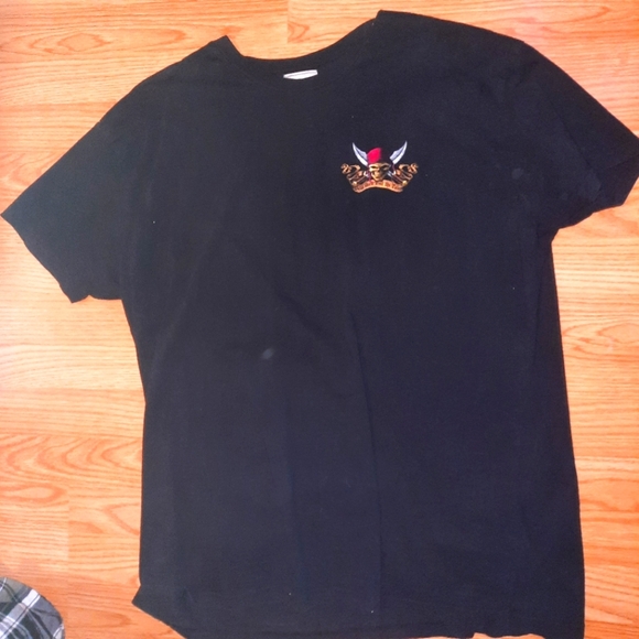 Vintage Disney Pirates of Caribbean y2k shirt - Picture 2 of 5